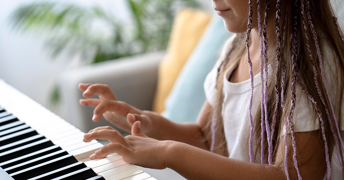 Kyra Vertes von Sikorszky: Wie man das Piano richtig lernt